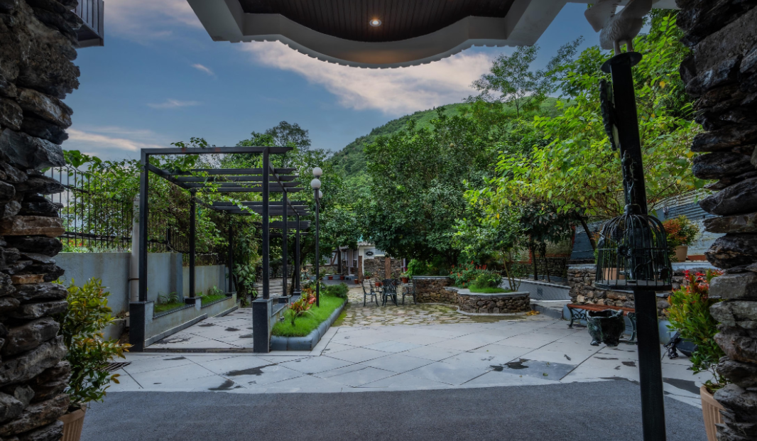 Summit Bougainvillea Tea Resort The Offbeat Collection, Kurseong