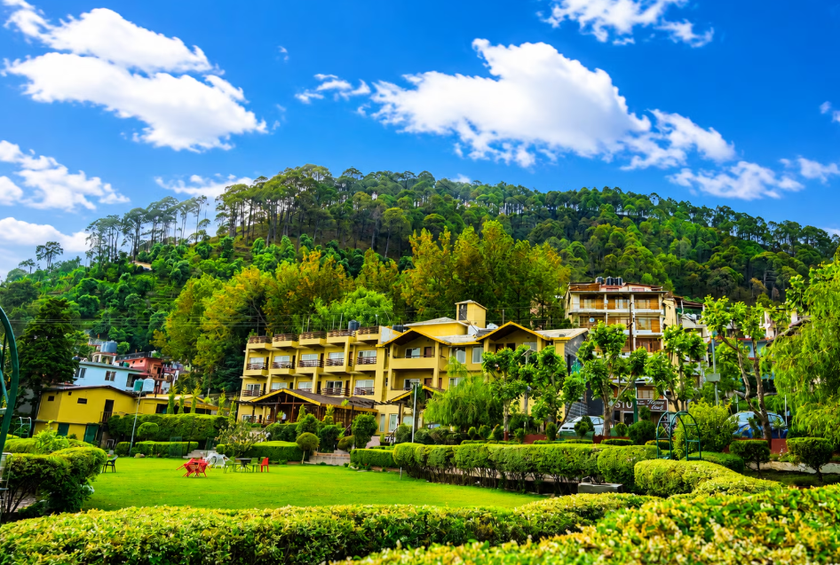 Foxoso Misty Oaks Resort Near Kainchi Dham