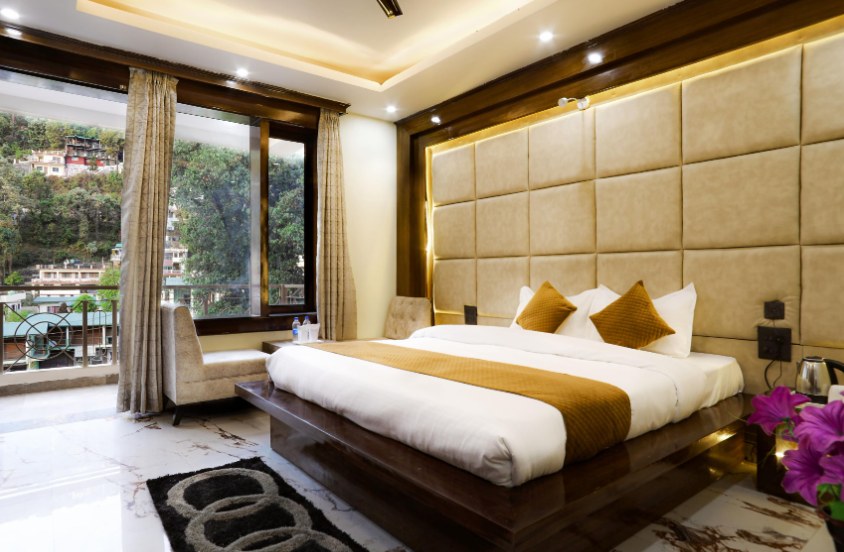 Hotel VinSober Monal