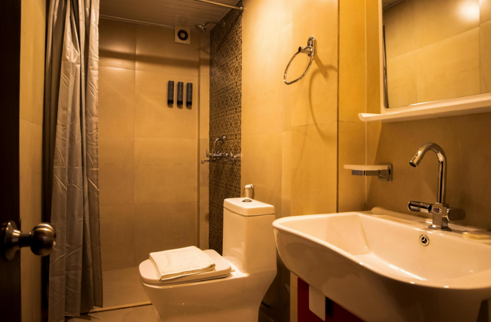 Summit Oakden Resort & Spa at Mall Road